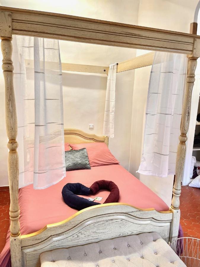 Appartement De Charme Au Coeur De Grasse Esterno foto